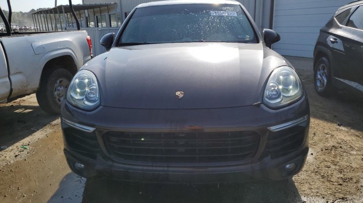 Porsche Cayenne  2017