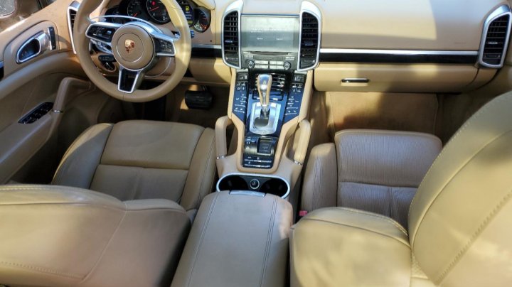 Porsche Cayenne  2017