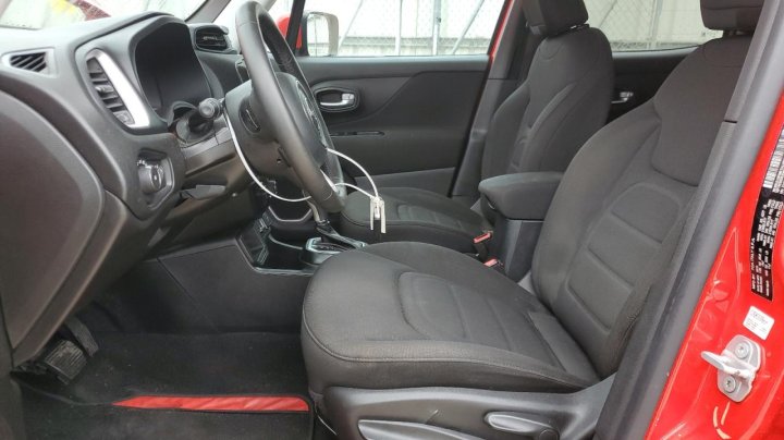 JEEP RENEGADE LATITUDE 2019