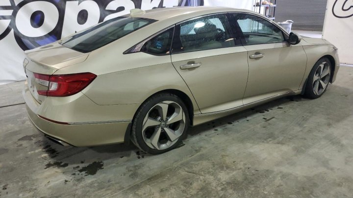 Honda Accord TOURING 2018