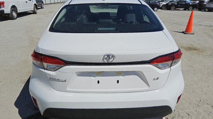 Toyota Corolla LE 2025