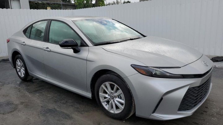 Toyota Camry XSE 2025