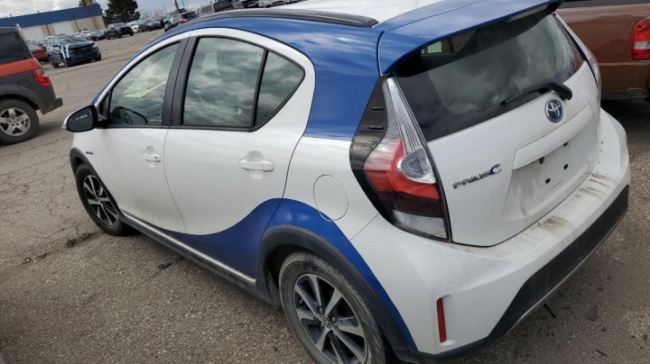 Toyota PRIUS C  2018