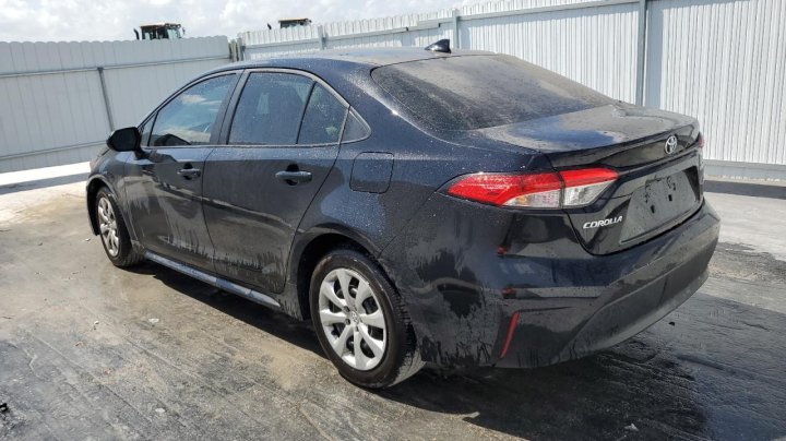 Toyota Corolla LE 2024
