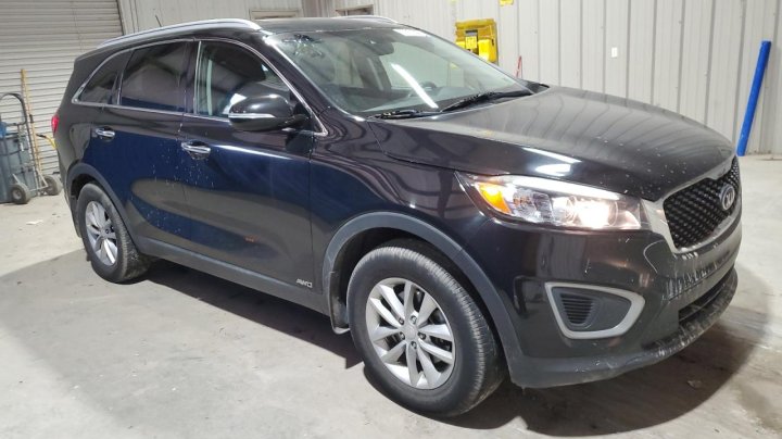 KIA Sorento LX 2016