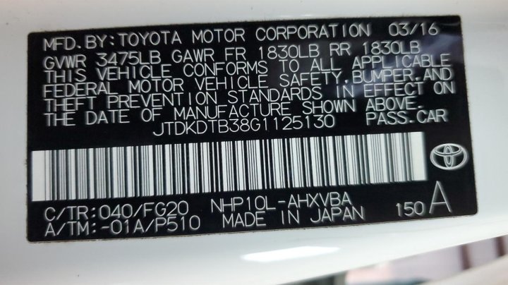 Toyota PRIUS C  2016