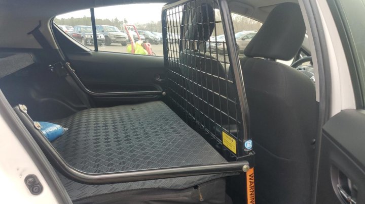 Toyota PRIUS C  2016