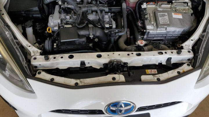 Toyota PRIUS C  2018