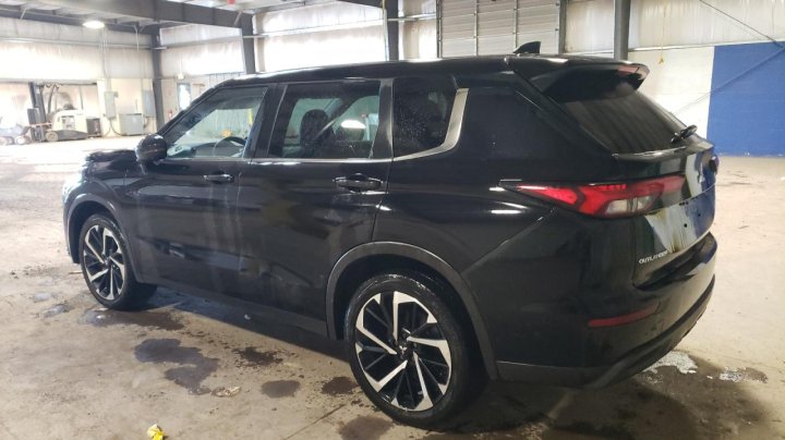 Mitsubishi Outlander SE 2022
