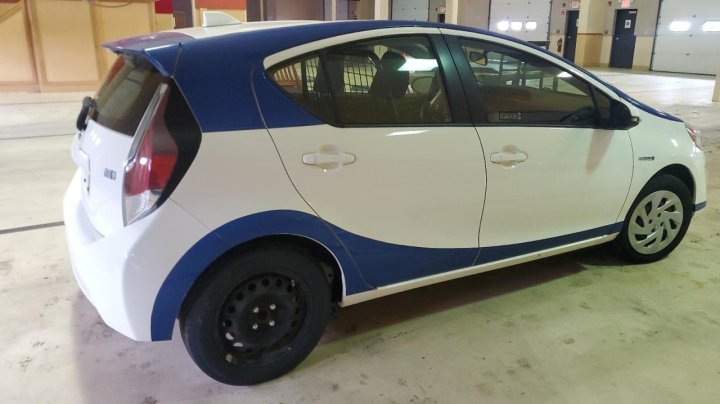 Toyota PRIUS C  2016