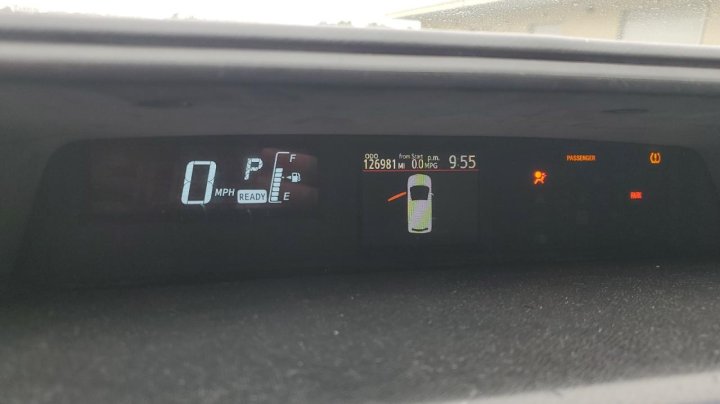 Toyota PRIUS C  2016