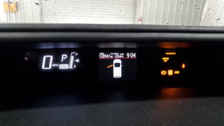 Toyota PRIUS C  2016