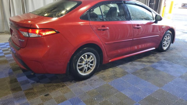 Toyota Corolla LE 2021