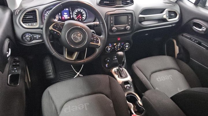 JEEP RENEGADE LATITUDE 2017