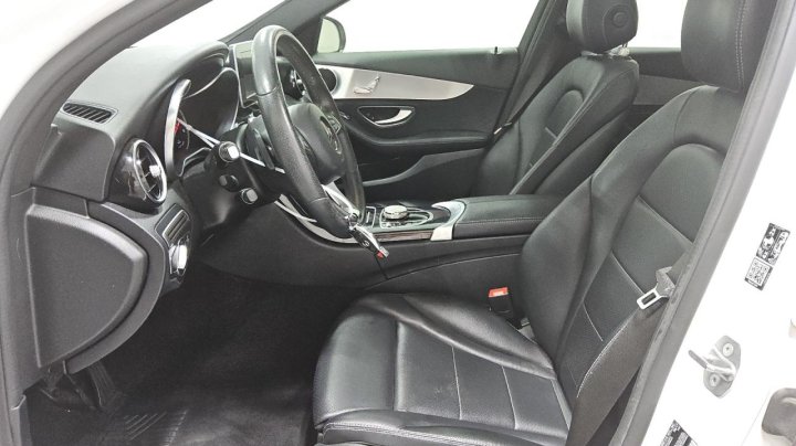 Mercedes-Benz C  2018
