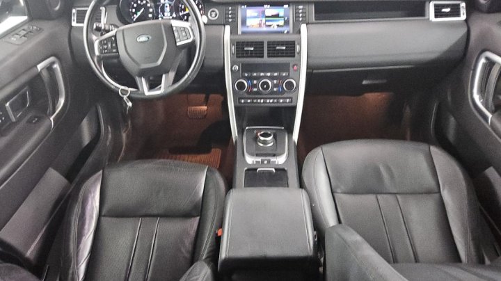 Land Rover Discovery Sport  2018