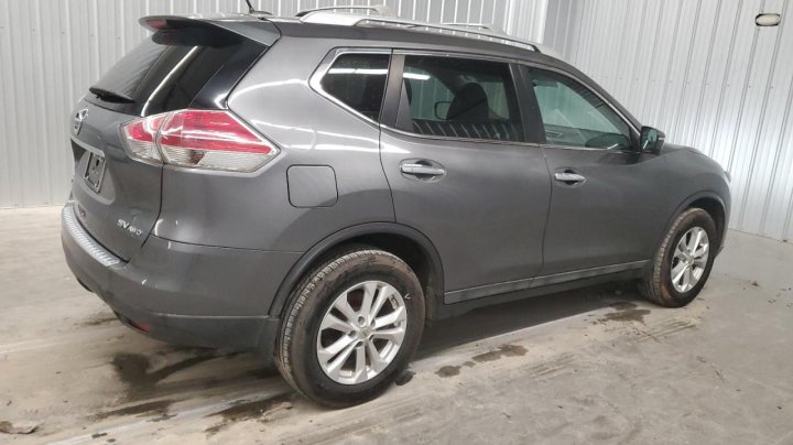Nissan ROGUE  2015