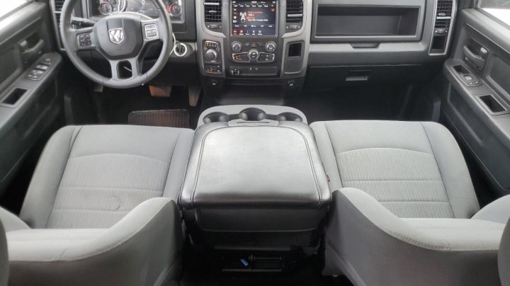 RAM 1500 CLASSIC  2021
