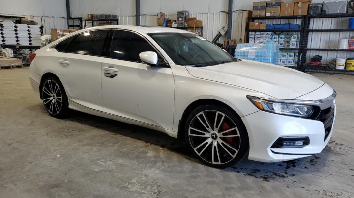 Honda Accord  2018