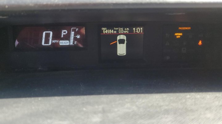 Toyota PRIUS C  2016