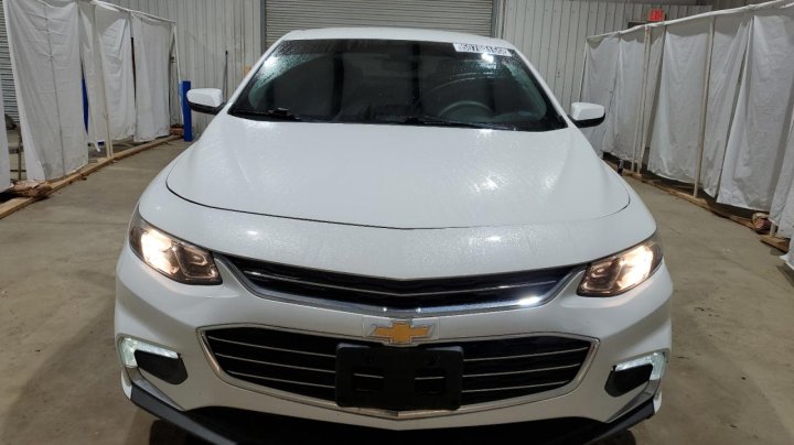Chevrolet Malibu  2016