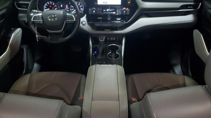 Toyota Highlander  2023