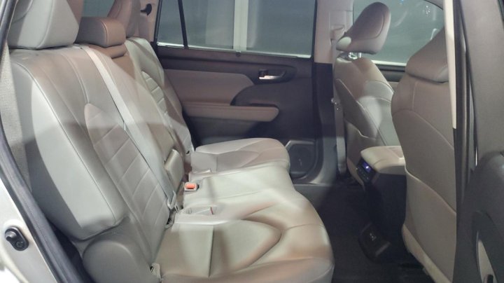 Toyota Highlander  2023