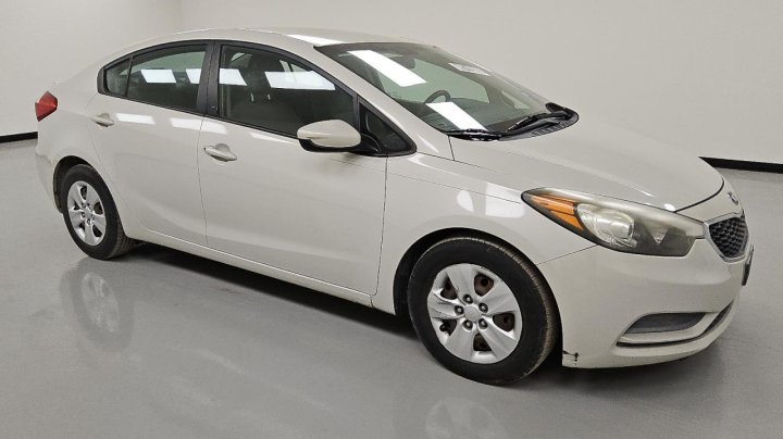 KIA FORTE LX 2015