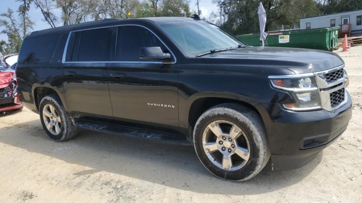 Chevrolet Suburban C1500 LT 2015