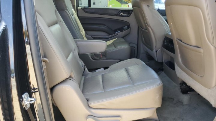 Chevrolet Suburban C1500 LT 2015