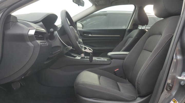 Nissan Altima SV 2023