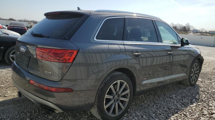 Audi Q7  2018