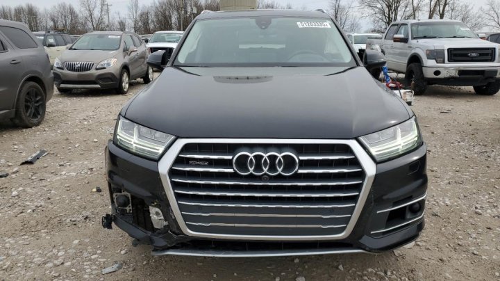 Audi Q7  2018