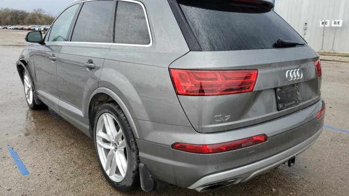 Audi Q7  2017