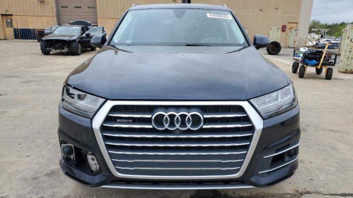 Audi Q7  2018
