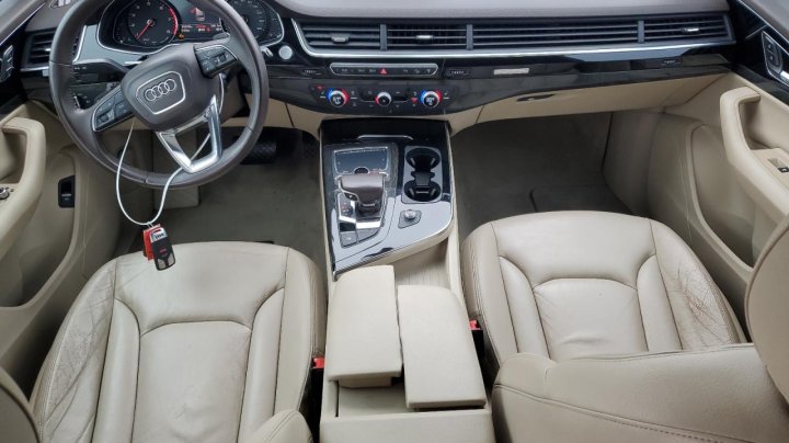 Audi Q7 PREMIUM 2017