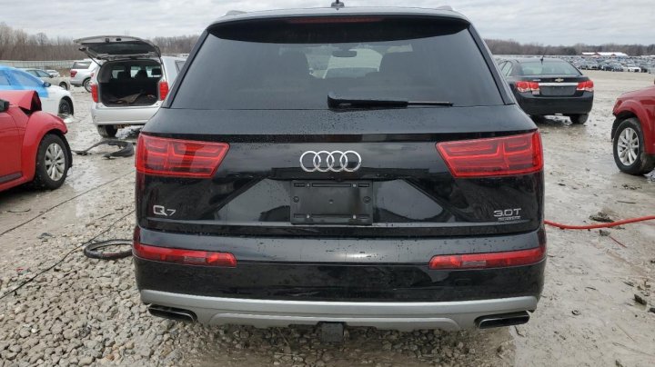Audi Q7  2018