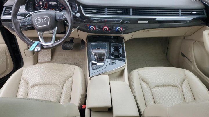 Audi Q7  2018