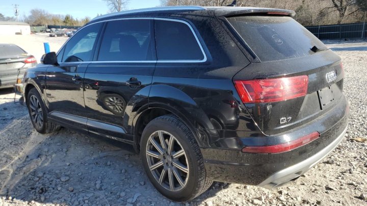 Audi Q7  2017