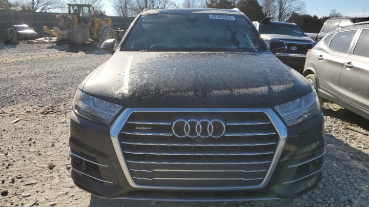 Audi Q7  2017