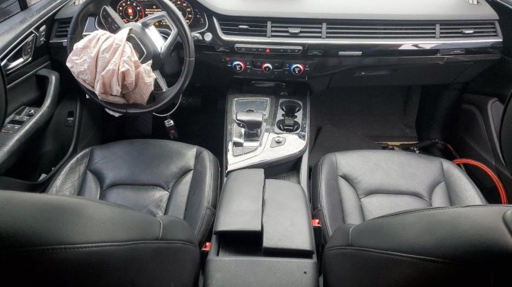 Audi Q7  2017
