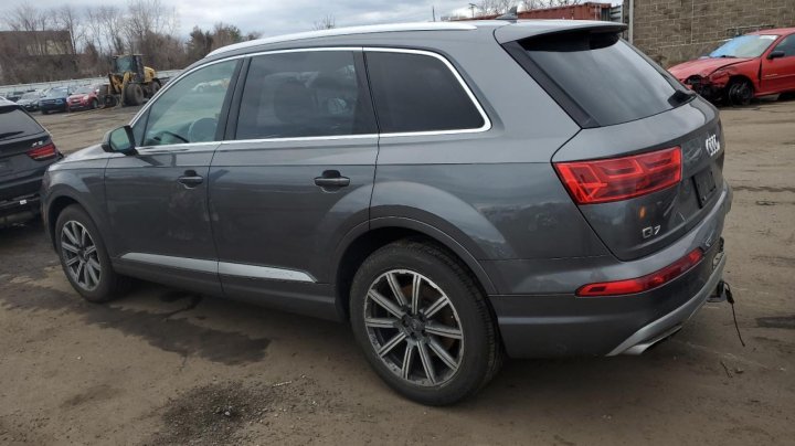 Audi Q7  2019