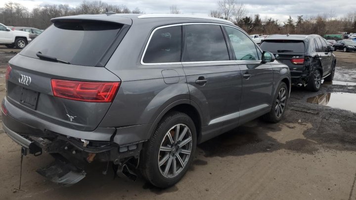 Audi Q7  2019