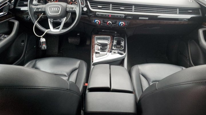 Audi Q7  2019