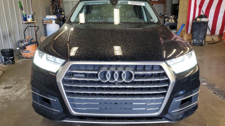 Audi Q7  2019