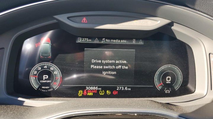 Audi Q7 PREMIUM 2023