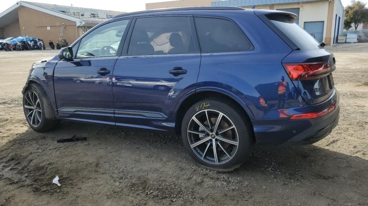 Audi Q7 PRESTIGE 2022