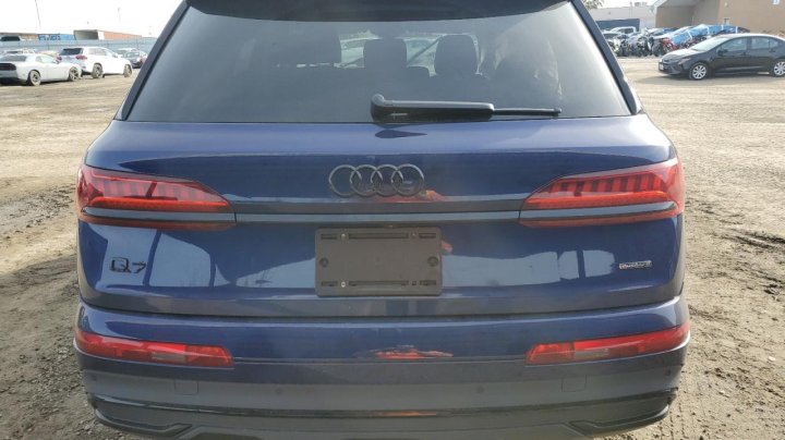 Audi Q7 PRESTIGE 2022