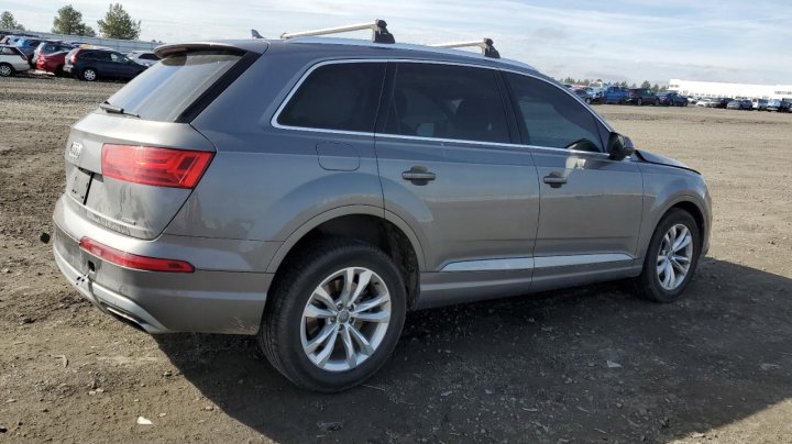 Audi Q7  2017