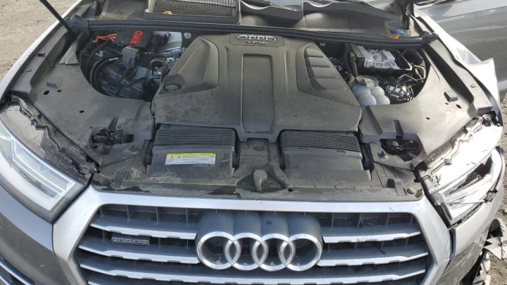 Audi Q7  2017